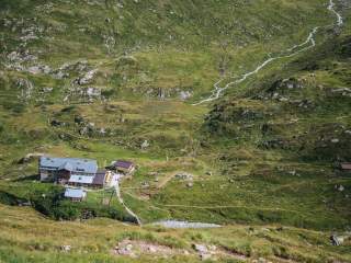 Blick auf die Franz-Senn-Hütte