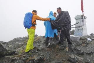 Wandergruppe erreicht den höchsten Berg des Kosovos