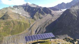 Solarpanel in den Bergen